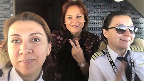 İ­r­a­n­­d­a­ ­d­ü­ş­e­n­ ­j­e­t­i­n­ ­p­i­l­o­t­u­ ­B­e­r­i­l­ ­G­e­b­e­ş­­i­n­ ­c­e­n­a­z­e­s­i­n­e­ ­h­a­l­a­ ­u­l­a­ş­ı­l­a­m­a­d­ı­